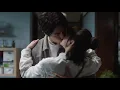 Lagu Chen Yu and Zhong Xiaoqin finally remarried. They kissed sweetly.