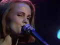 Belinda Carlisle - Heaven Is A Place On Earth (Runaway Horses Tour '90)