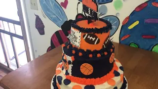 JessiCakes does 3 tiered SU cake for Home Team Pub
