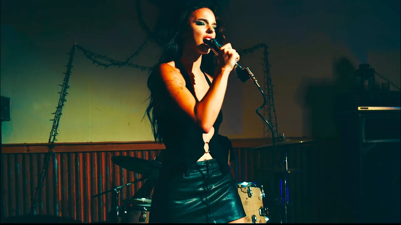 AVA RENN - Sober (TOOL Cover) AVA RENN - Sober (TOOL Cover)