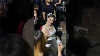 قالي الوداع بشكل   الجديد        الملكه   يارا   محمد    تشعل الفرح في تكسير هنا يا جدعان   دندنها