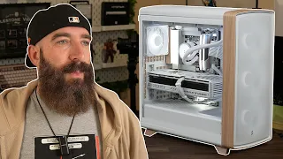 WOOD you Build in this PC Case? Fractal Summit!