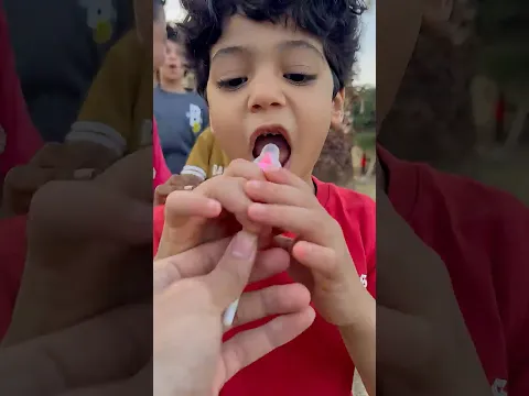 طفل يتكسر بخاطره 🥺
