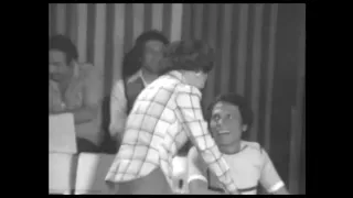 مدرسة المشاغبين عادل امام والله انتي اللي مسخرة يا شيخة 