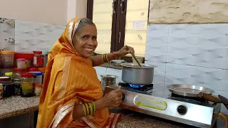 अम्माजी ने बनाया रसा 😄😂🤣