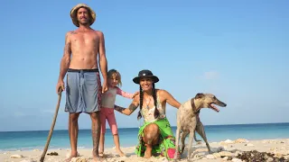 ALL ALONE in a SECLUDED PARADISE! | Remote MADAGASCAR!! Ep 389