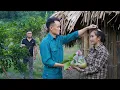 Download Lagu CEO Duong besloot de alleenstaande moeder te ontmoeten om antwoorden te vinden, maar wat was er gebe
