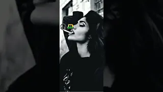 واقف بديها مسحه و بغسل العجل توكتوكي صاحبي 