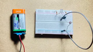 Using the D400 transistor as a switch