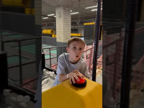 Will he be able to escape Teddy from FNAF?😱