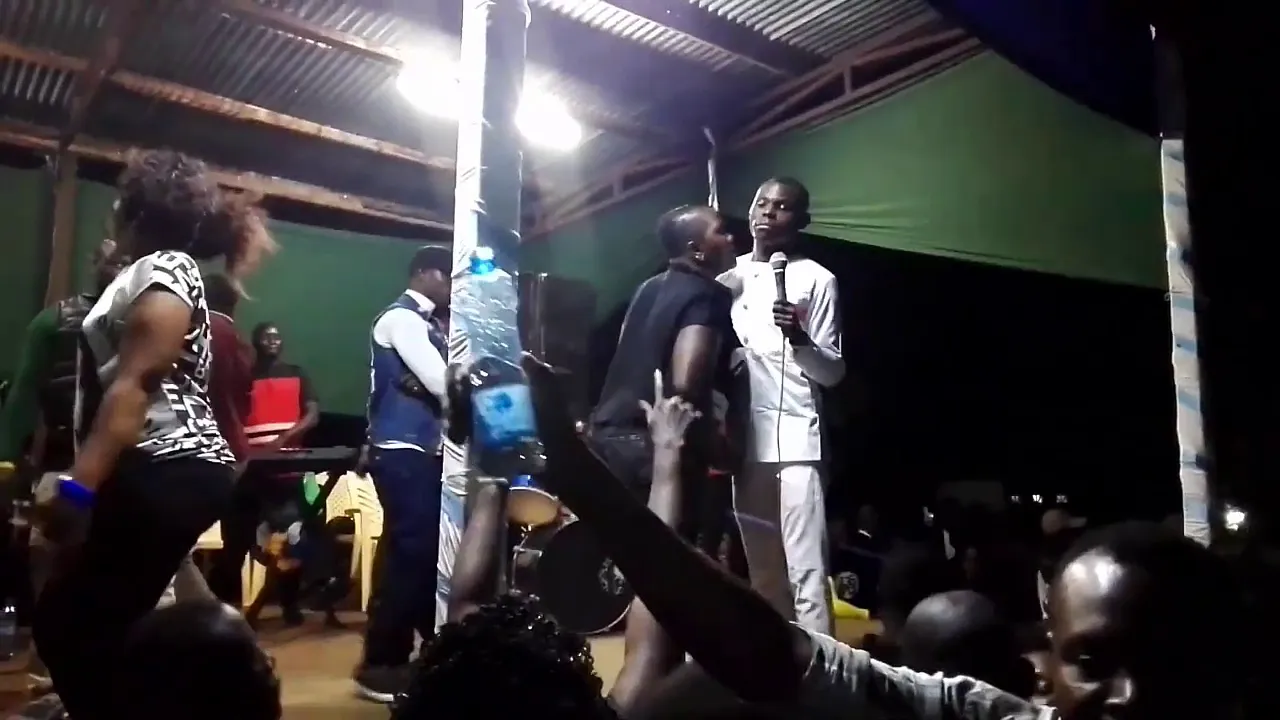 Elisha Toto Audio Songs Free Elisha Toto Performing Live Mp3 With 03 39 With His Mellow Pitch High Pitch Voice He Has Become A Darling To Many Who Love Him