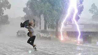 Paris is shattered! ⚠️ ⚡️ Heavy large hail attacks France