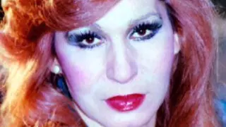 الرائعة فايزة احمد فى حول الاسره البيضاء 