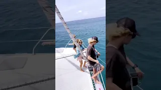 We made it! Anchor down ⚓️⛵️#sailingfamily #boatlife