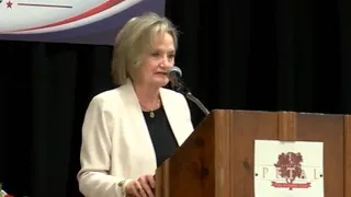 Hyde-Smith tours Petal Children s Task Force speaks at mayor s prayer breakfast