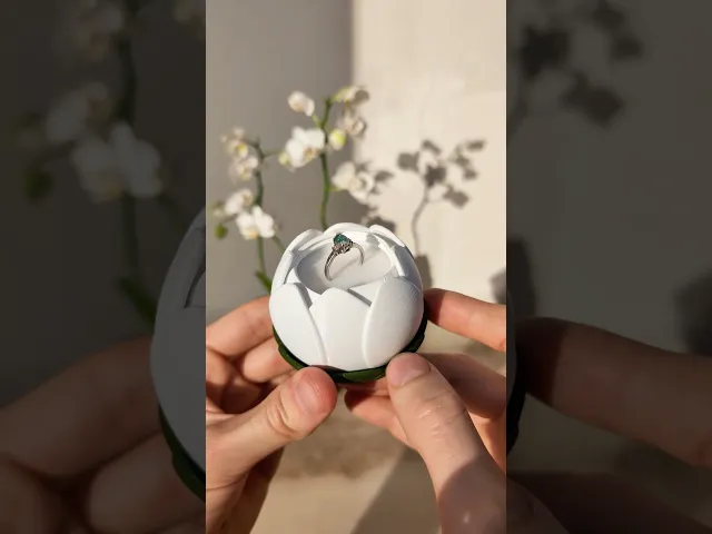Blooming Flower Ring Box video thumbnail