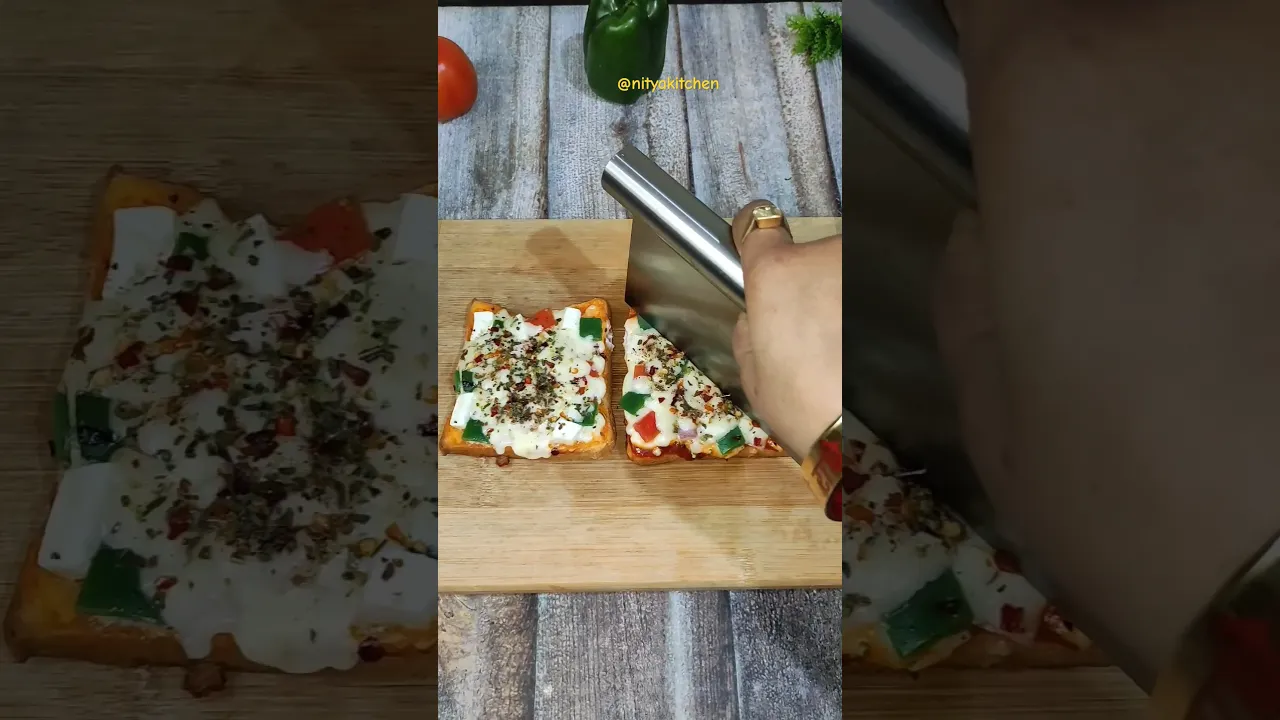 Bread Pizza Recipe   Quick and Easy Bread Pizza   No Oven   Tawa Pizza   #sorts #ytshorts #pizza