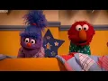 Download Lagu The Furchester Hotel: A Big Bird Surprise