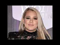Gabby Barrett:-'The Good Ones'