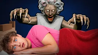 DON'T WAKE UP GRANDMA at 3:00 AM (Roblox Horror)