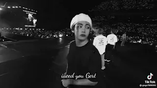 الارمي عملو مفاجئة لبي تي اس وغنو اغنية انني احتاجك يا فتاة انتي جميلة وبكاء بي تي اس 