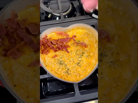 Loaded mac & cheese 🧀 #shorts