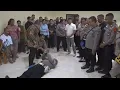 Download Lagu BANYAK POLISI YG DI SEMBUHAKN LEWAT KKR PDT RISULI LUBIS  POLRES MAUMERE NTT (TAMAN KENCANA JAKBAR)