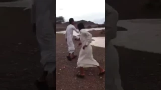 شيلة لا توادعني وتعلن الرحيل دندنها