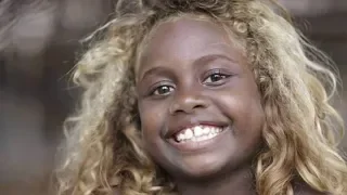 بشرة سمراء وشعر أشقر تعرف علي جزر سليمان 