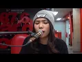Download Lagu ISYANA SARASVATI - MAD (LIVE AT HARD ROCK FM)