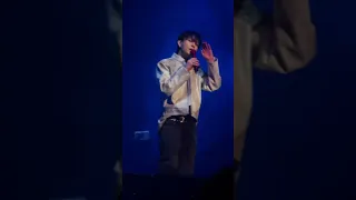 230319 yong junhyung concert loners room d2 post it fancam 4k