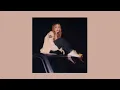 Download Lagu feather - sabrina carpenter [sped up]