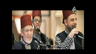 بحبك وبريدك وأتمنى أبوس إيدك خدامك ومريدك يا جد الحسنين   في حضرة المحبوب سمعها