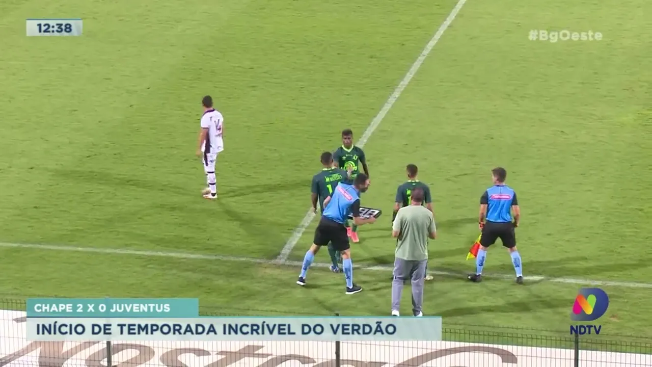 Chapecoense vence o Juventus e alcança a liderança do estadual