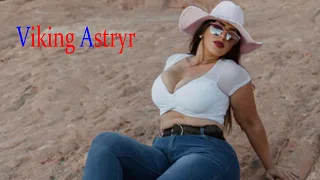 Viking Astryr - Famous Plus size model curvy models wiki biography instagram stars