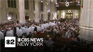 Celebrations mark Christmas, start of Hanukkah
