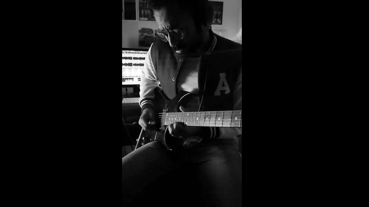 Angham - Nesiena Neaish | انغام - نسينا نعيش (Guitar Cover) Angham - Nesiena Neaish | انغام - نسينا نعيش (Guitar Cover)