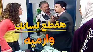 أمه تنهان ويحط إيده ع خده يتفرج جاب عاليها واطيها 