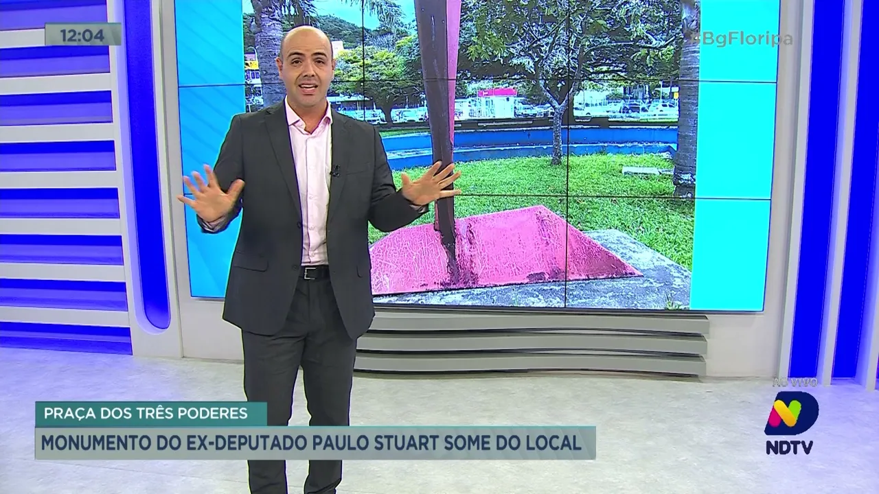 Monumento do ex-deputado Paulo Stuart some do local em Florianópolis