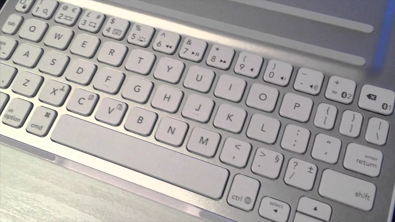 Belkin QODE Ultimate Wireless Keyboard Case for iPad Air Review