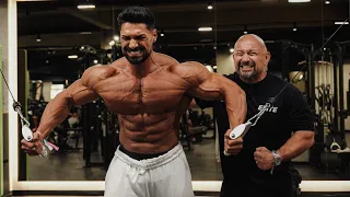Top exercises for chest growth / Hany Rambod