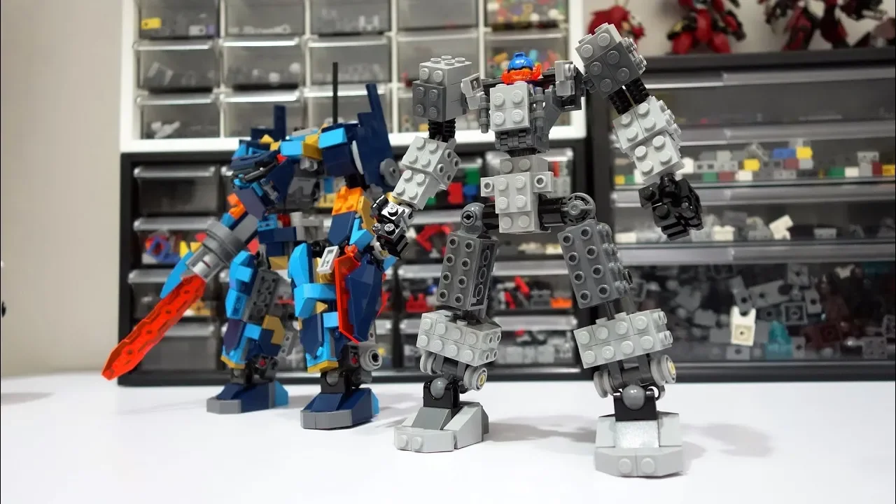 Lego Mech Suit - Spartan & Nomad. 