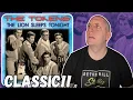 Download Lagu Producer Reacts To The Tokens - The Lion Sleeps Tonight || A Timeless Classic!!