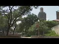 Changes to UT Austin s required classes split campus community