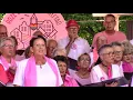 Download Lagu Roze Zaterdag Zaanstad 2025 (5/9) - Parelvissers, Ontroerend Goed, Debbie de Witte