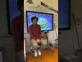 Download Lagu Altijd zo ongemakkelijk om je verjaardag voor de klas te vieren…
