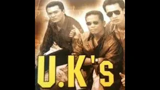 Download UK's - Di Sini Menunggu (Versi Indonesia) MP3