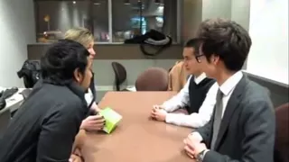 awkward American and Chinese meeting