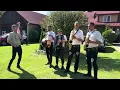 Download Lagu Zespół Max z Jankowej - Szła dziewczyna koło młyna