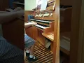 Download Lagu 10 year old Amy playing the organ - after just 2 lessons